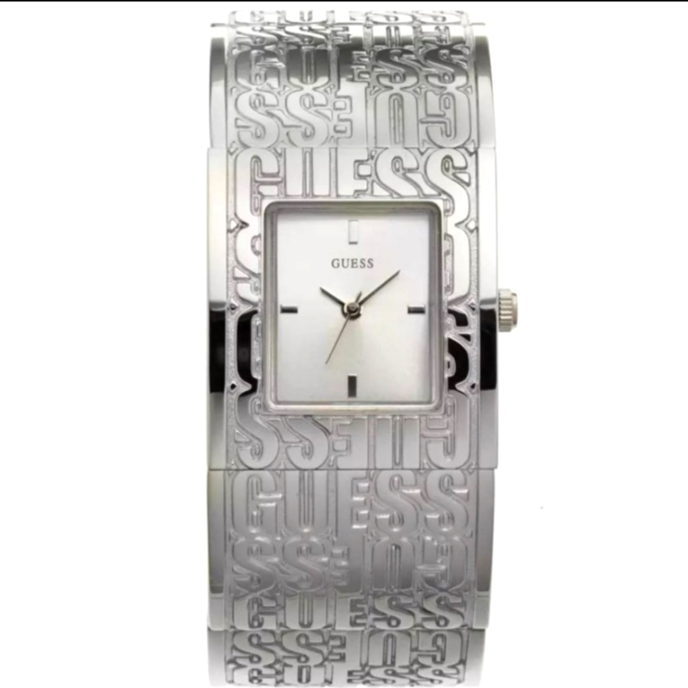 Guess W0577L1 Women's Silver Tone Dial SS Bracelet Quartz Watch